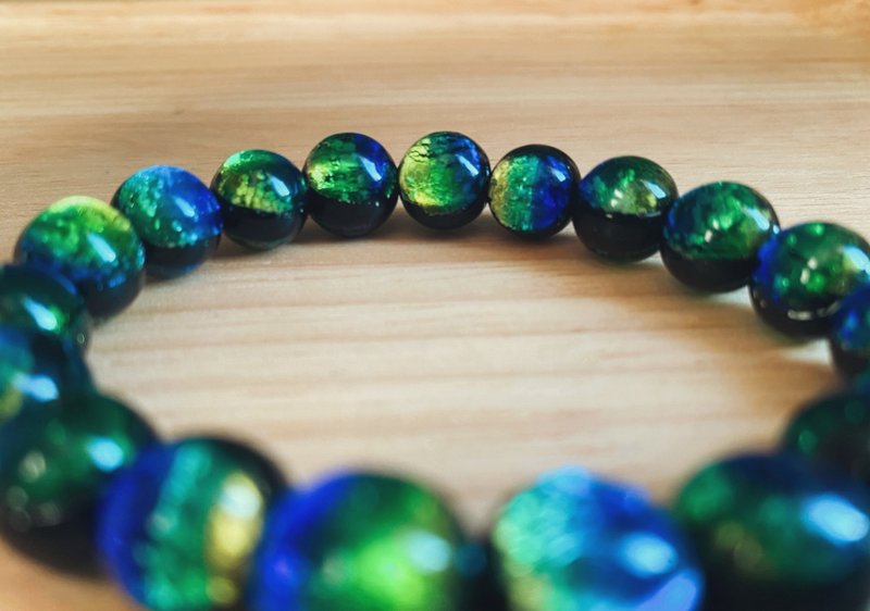 [Glass Series] 10MM three-color foil colored glass bead bracelet - Bracelets - Colored Glass Multicolor