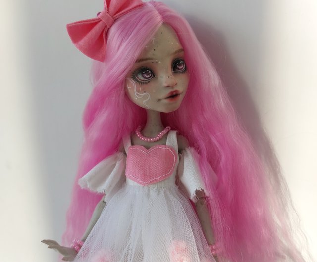 repainted monster high dolls