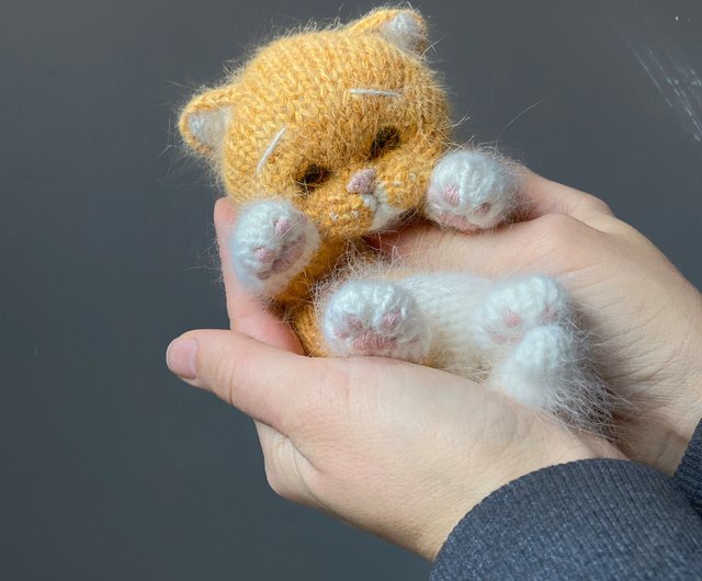 toys for newborn kittens