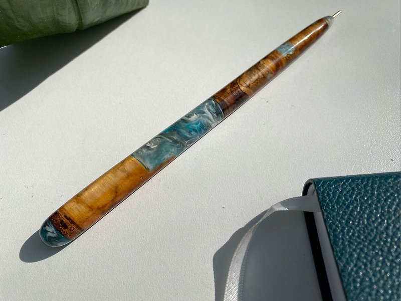 プレミアムウッドとレジンボールペン。ロシアのギフトペン。 - 油性・ゲルインクボールペン - 木製 ブルー