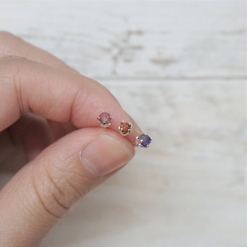 ll Three-color ear bone pins - red and purple ll Pure silver ear bone pins - a set of three inserts/with white ear plugs - ต่างหู - เครื่องประดับพลอย หลากหลายสี
