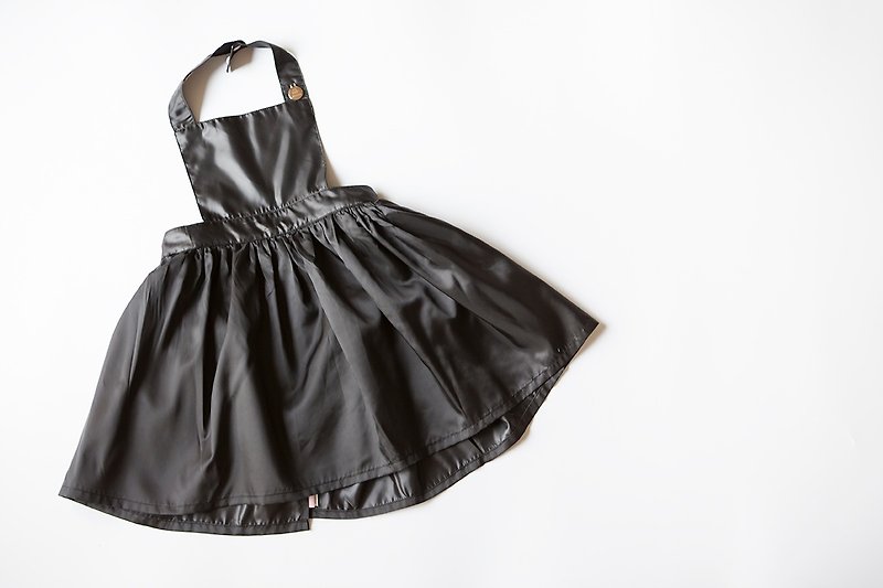 [my little princess] 職人手作 氣質墨黑 兒童圍裙 工作裙_日本輕量防潑水布 - 其他 - 塑膠 黑色