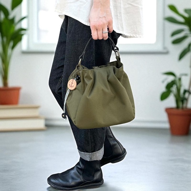 BALON　mini　カーキ　CORDURA　撥水加工ナイロン素材バッグ - 側背包/斜背包 - 尼龍 綠色
