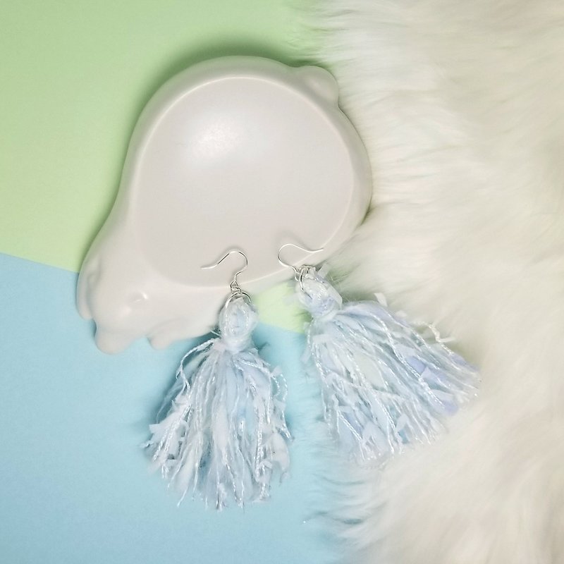 Mixed knit fringes earring (Baby blue/White) - ต่างหู - เงินแท้ สีน้ำเงิน
