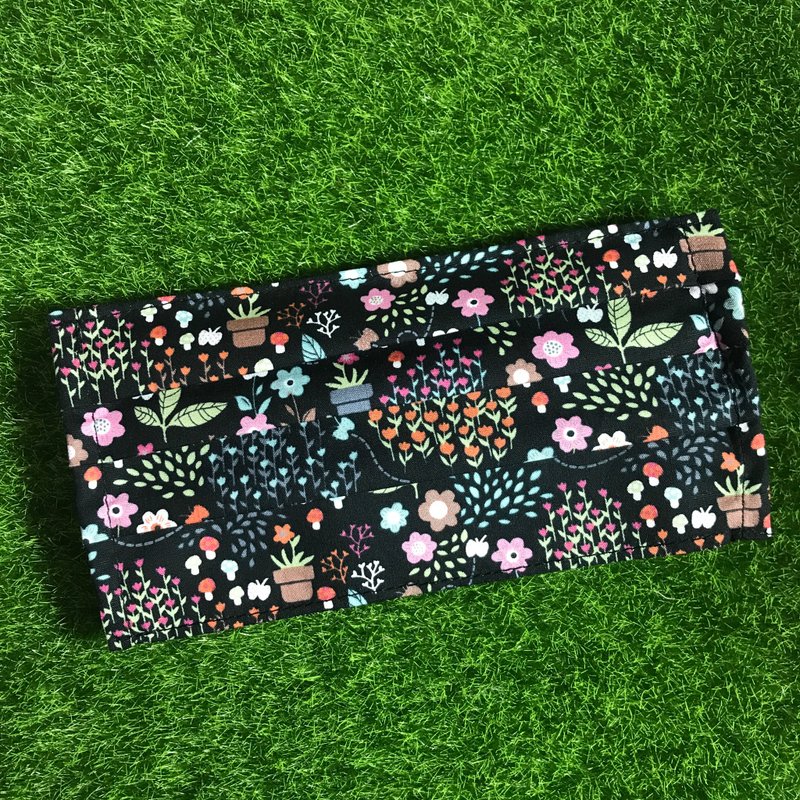 RABBIT LULU  夜晚的花園 薄棉布 口罩套 - 口罩/口罩收納套 - 棉．麻 黑色
