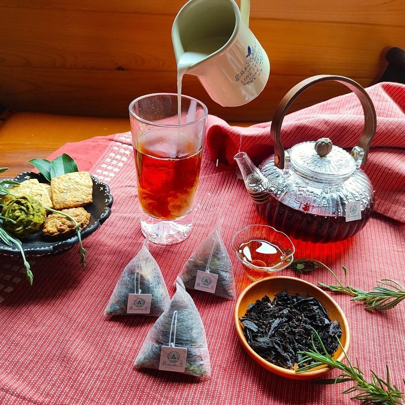 Thyme black tea - natural farming method vanilla black tea - handmade tea bags - gift box or for personal use - ชา - พืช/ดอกไม้ 