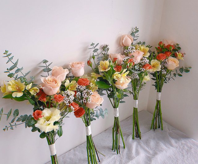 ベーシックギフト 花束 白とオレンジ プレゼント インテリア 花