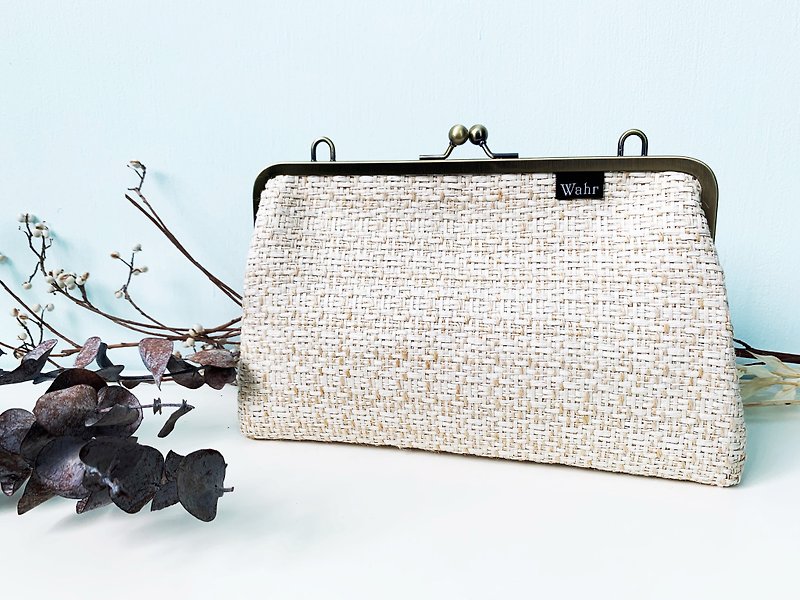 Lines clasp frame bag/with chain/ cosmetic bag - Clutch Bags - Cotton & Hemp White