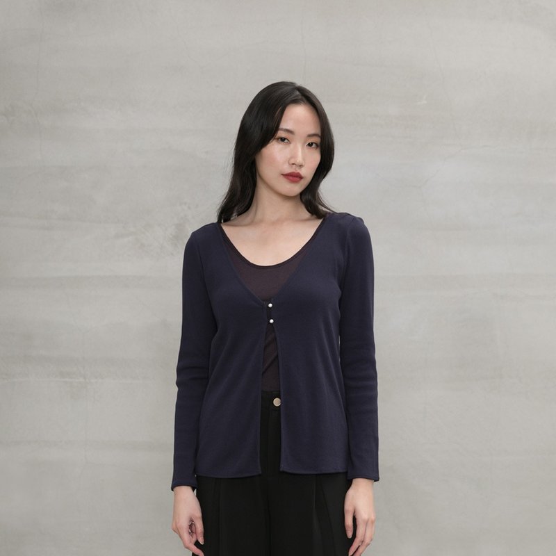 餘韻漫漫珠釦針織罩衫 Tender Soul Pearl Button Cardigan - 女大衣/外套 - 棉．麻 藍色