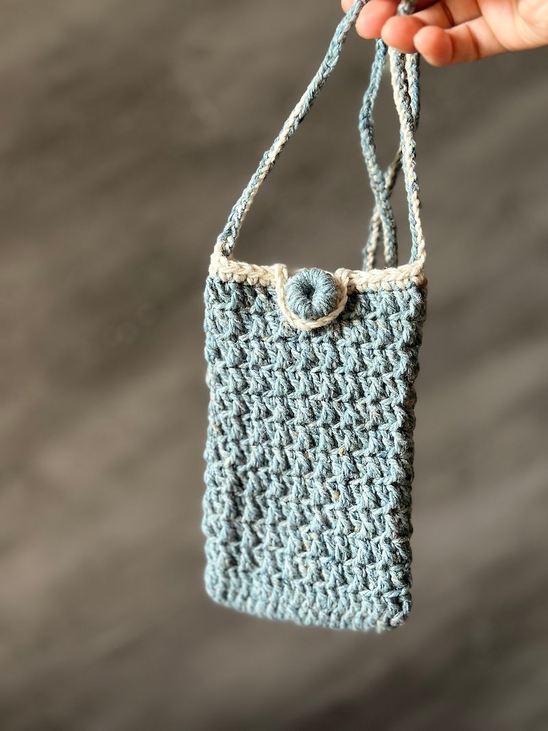 梨子設計新品 羊毛線手工鉤織 簡約復古 手機包 手提包 斜背包 - 側背包/斜背包 - 羊毛 