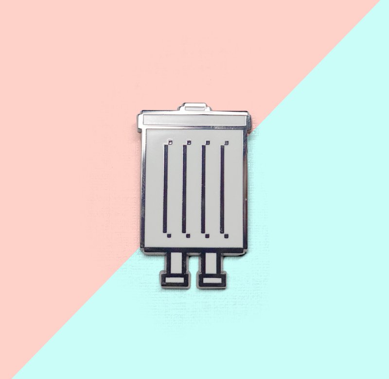 Trashbot 胸針 (襟章) - 胸針 - 其他金屬 白色