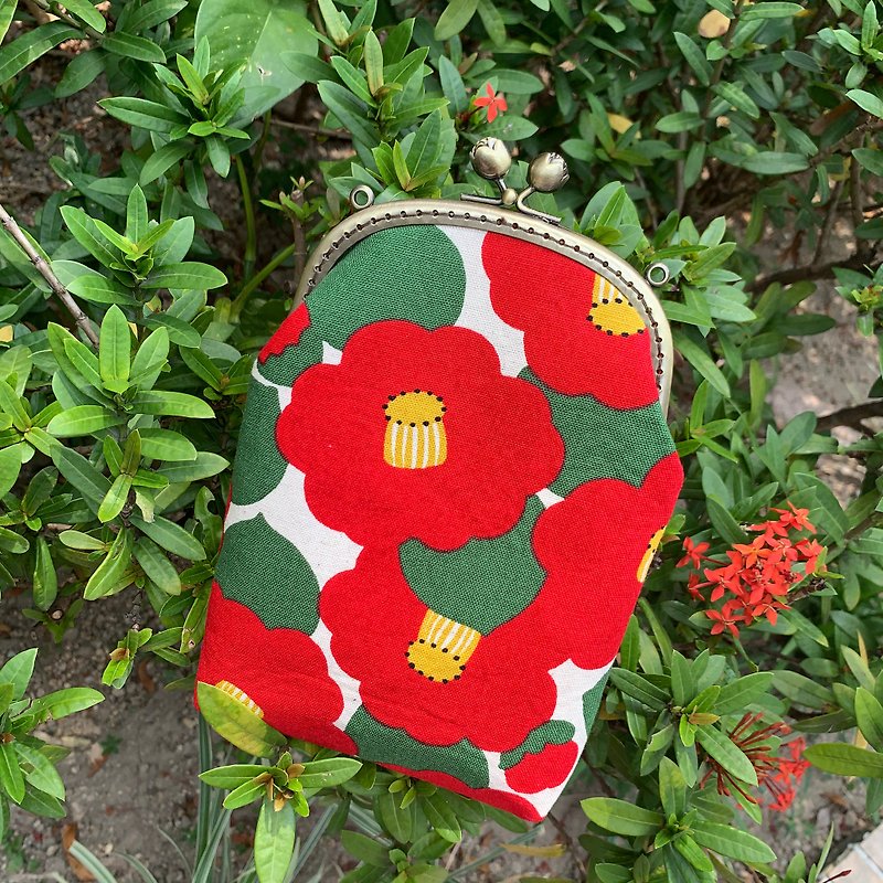 Chunhua rose gold mobile phone bag gold cross-body bag - Messenger Bags & Sling Bags - Cotton & Hemp Red
