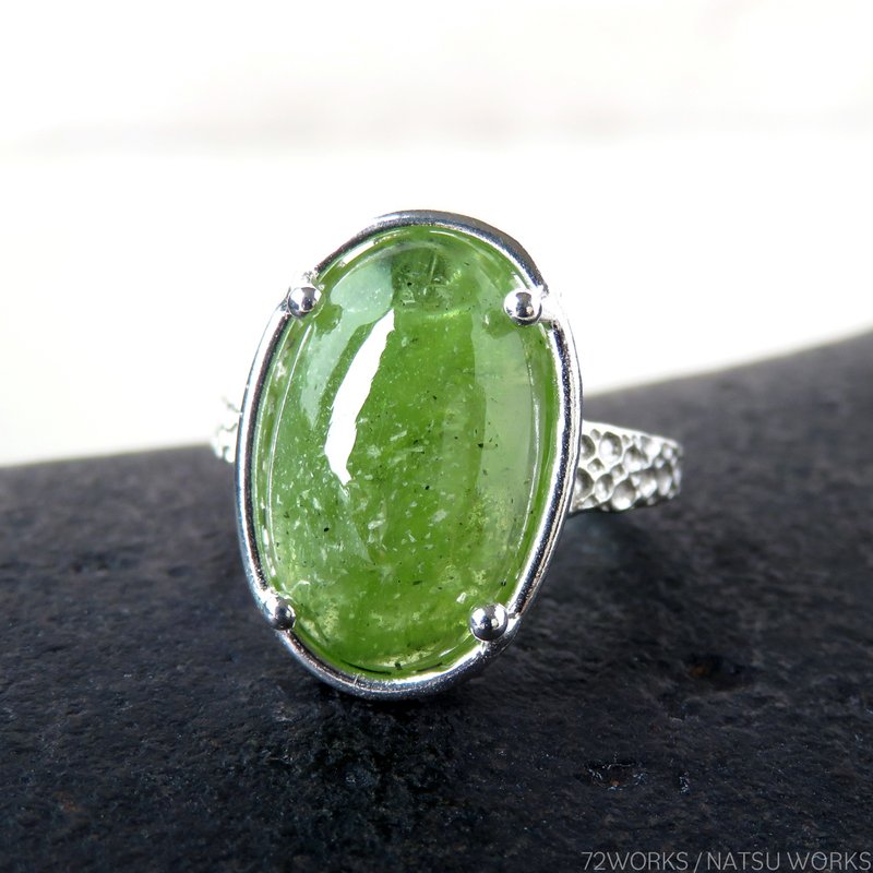 Arizona Peridot Ring - แหวนทั่วไป - เครื่องเพชรพลอย สีเขียว