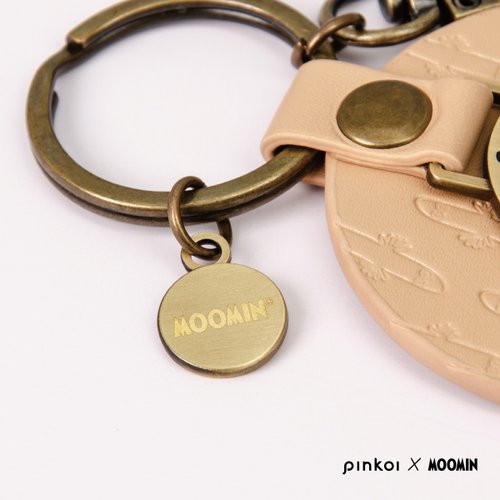 小物 CTHY LEATHER ROOM KEYRING Pinkoi x Moomin】 Textured leather keychain / Stinky - Shop
