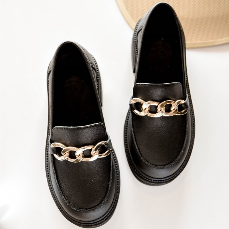 Girls' black fine lychee pattern leather shoes with metal chain decoration British style thick-soled loafers - รองเท้าเด็ก - หนังเทียม สีดำ