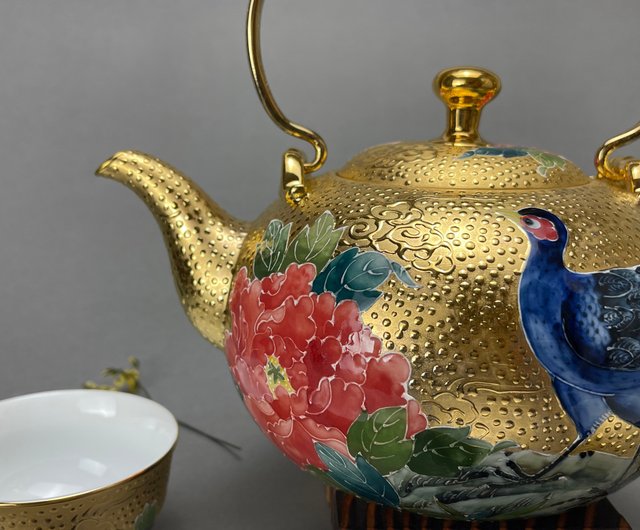 1800  希少　其泉　萌黄金欄手 茶器セット　急須1客　湯呑5客　金彩 1800 希少 其泉 萌黄金欄手 茶器セット 急須1客 湯呑5客