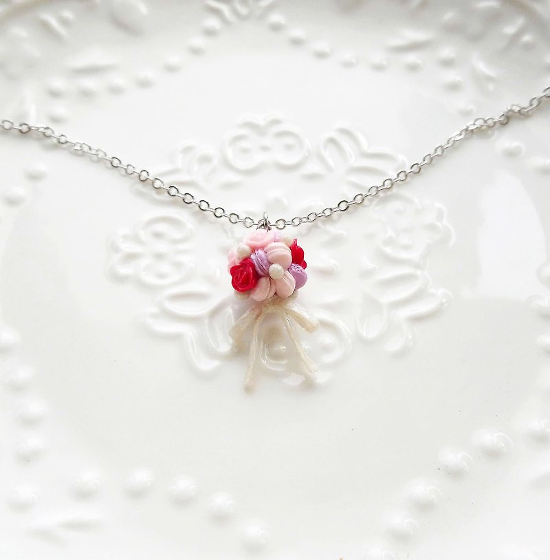 Macaron Rose Bouquet Sterling Silver Necklace - Necklaces - Clay 