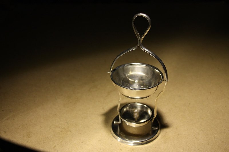 購自荷蘭20世紀中期老件 Hollandia Plate立式銀製古董倒茶濾茶器 - 茶壺/茶杯/茶具 - 銀 銀色