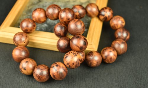 快木文創 CYPRESS CYPRESS 肖楠瘤花手鍊 |天然肖楠 | 獨樹一格|典雅出眾 18mm*12顆