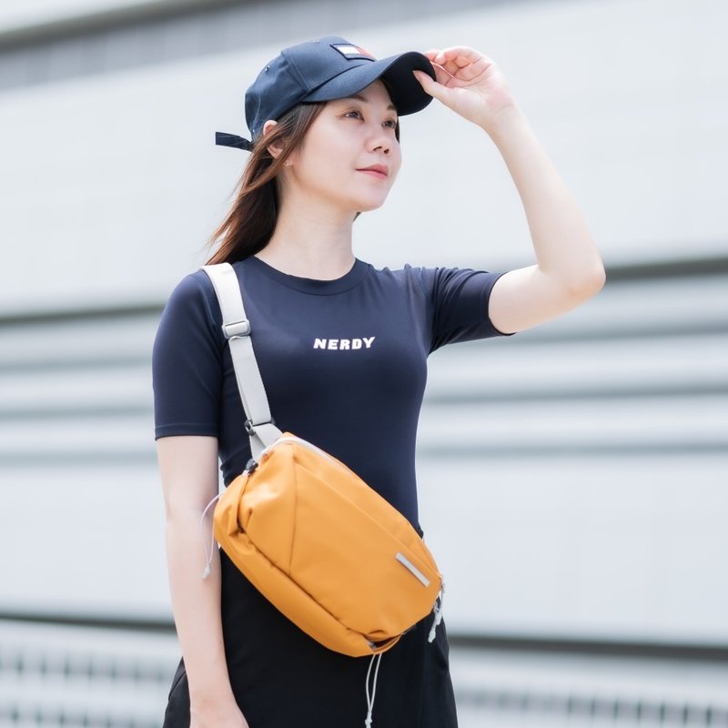 NEO Nomad ナミ スリングバッグ - アンバーオレンジ - ショルダーバッグ - ナイロン オレンジ