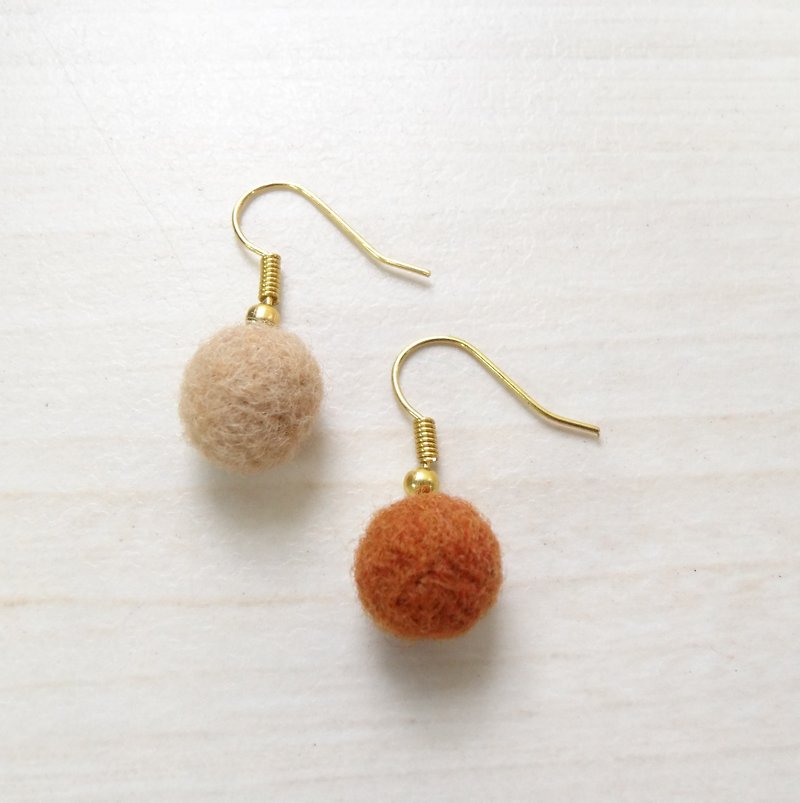 Wool ball earring - Earrings & Clip-ons - Wool Brown