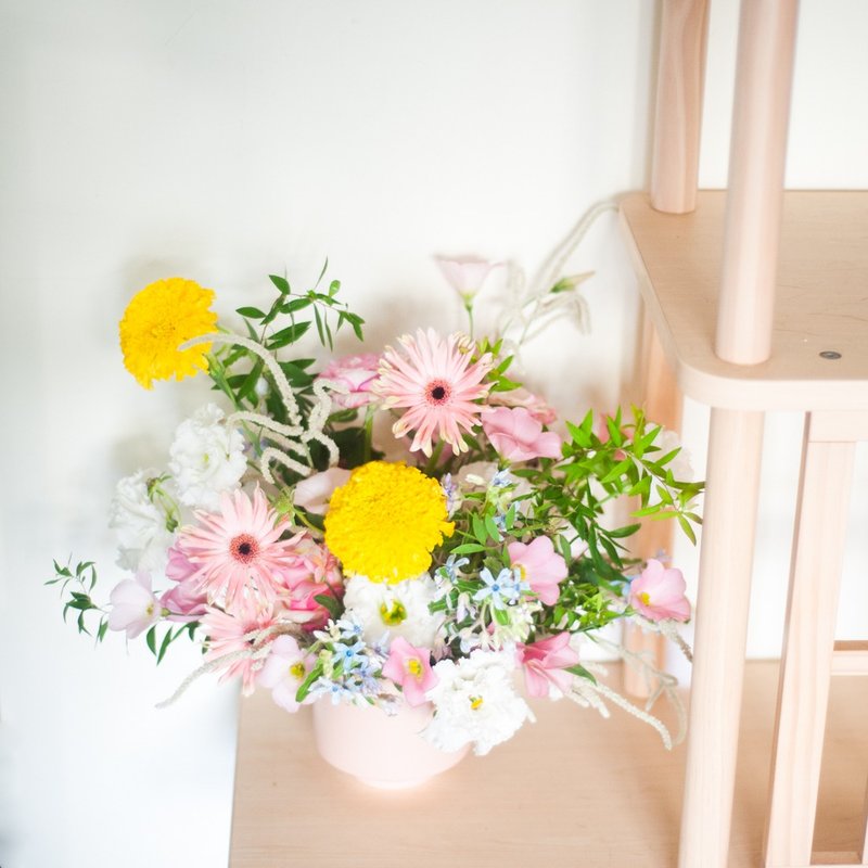 [Flower Gift] Airy Pink Table Flowers | Housewarming Gifts | Office Gifts - Dried Flowers & Bouquets - Plants & Flowers Pink