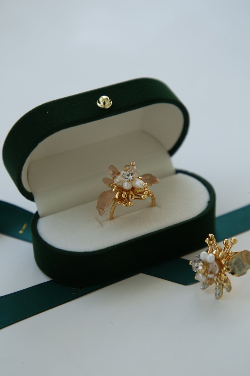 Winter Journey—Romantic Butterfly Ring/Crystal Ring/Birthday Gift/Valentine’s Day Gift - แหวนทั่วไป - ทองแดงทองเหลือง สึชมพู