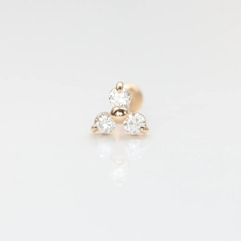 14K 三葉花鑽耳針耳環一對for Claire Cheng - 耳環/耳夾/耳骨夾 - 貴金屬 金色