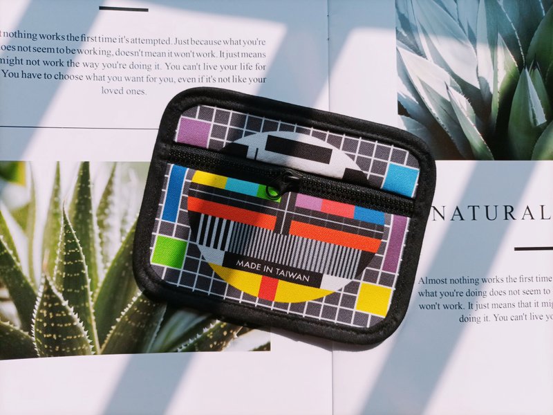 津Handmade 台灣復古零錢包/電視檢驗器印花/電視TV - 零錢包/小錢包 - 棉．麻 