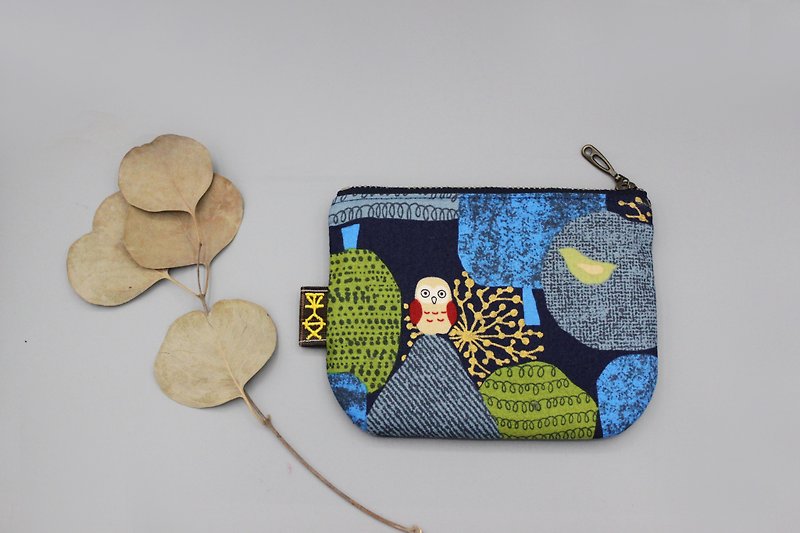 Ping Yue package - forest owl small wallet, double-sided color cotton Linen Japan - กระเป๋าใส่เหรียญ - ผ้าฝ้าย/ผ้าลินิน สีน้ำเงิน