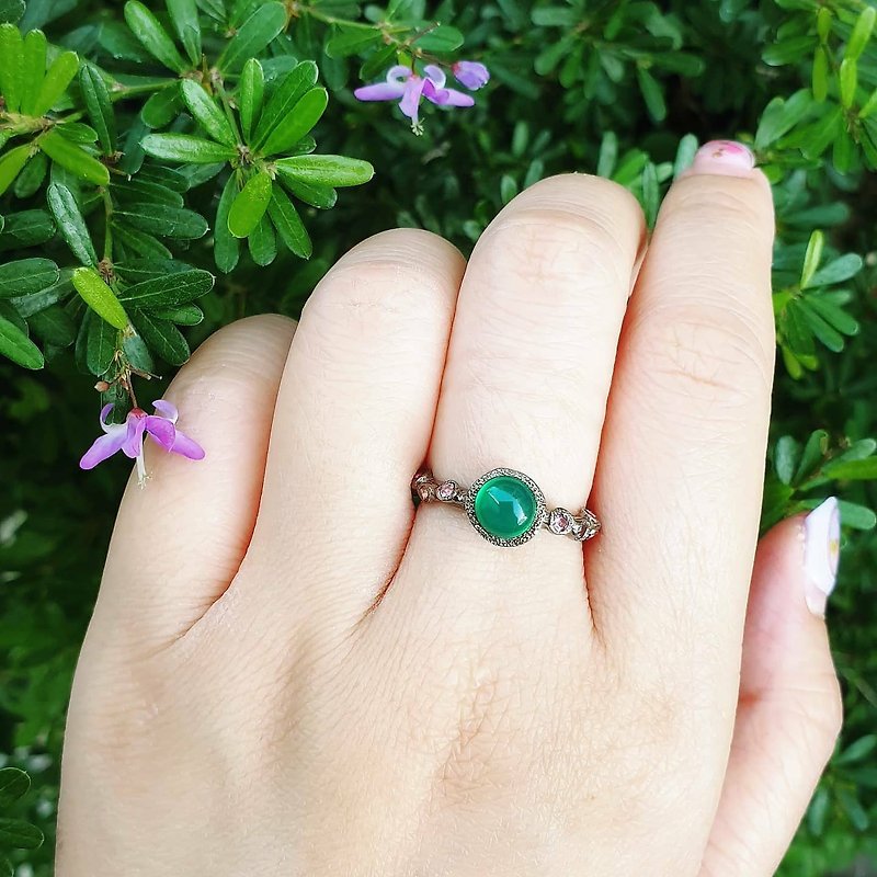 Green agate ring with Pink sapphire ***genuine gemstone***