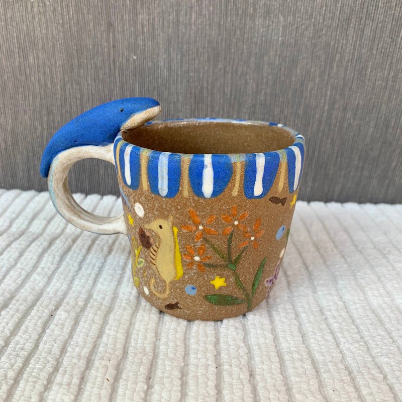A Lu - 海洋世界陶杯/手做手繪 杯面採無光釉 僅此一件 - 花瓶/花器 - 陶 多色