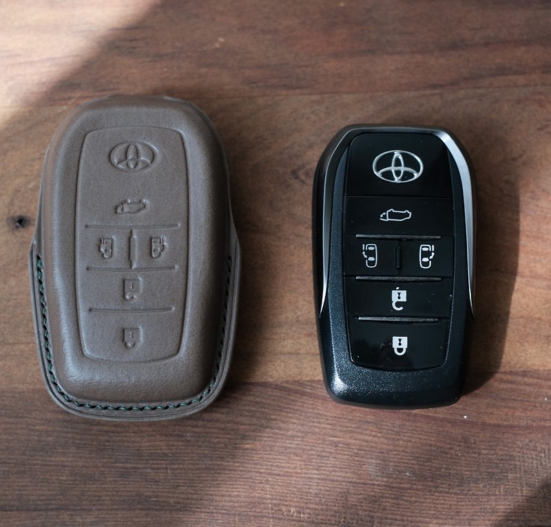 【寓吉】Toyota 豐田 ALPHARD SIENNA 鑰匙皮套 簡約釦式 - 鎖匙扣/鎖匙包 - 真皮 多色