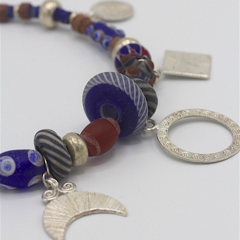 Handmade silver charms and glass-paste beads gipsy necklace (N0094) - สร้อยคอ - เงิน หลากหลายสี