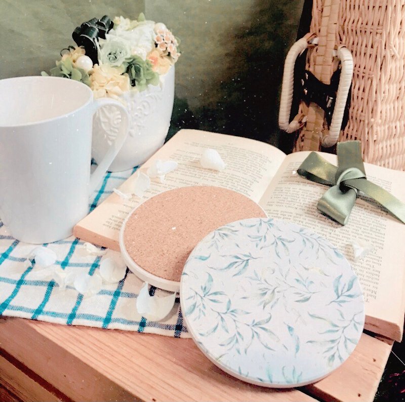 Wakakusa-ceramic water coaster - Coasters - Porcelain Green