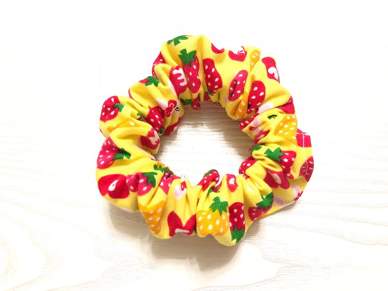 Love strawberry / big bowel hair bundle. Donut hair bundle. Hair ring - Headbands - Cotton & Hemp Yellow