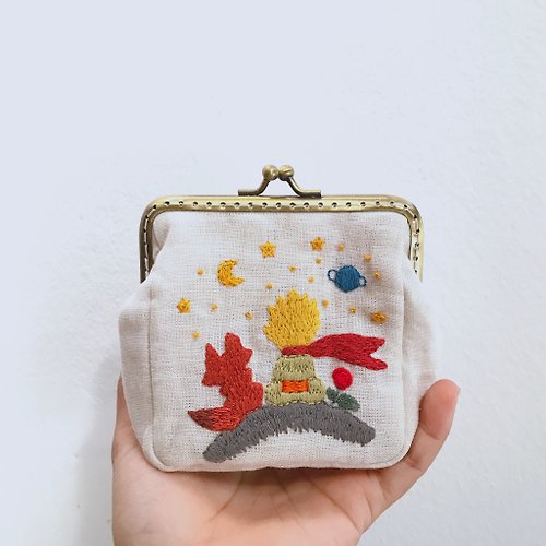 chuenchom Hand embroidery Little Prince key chain