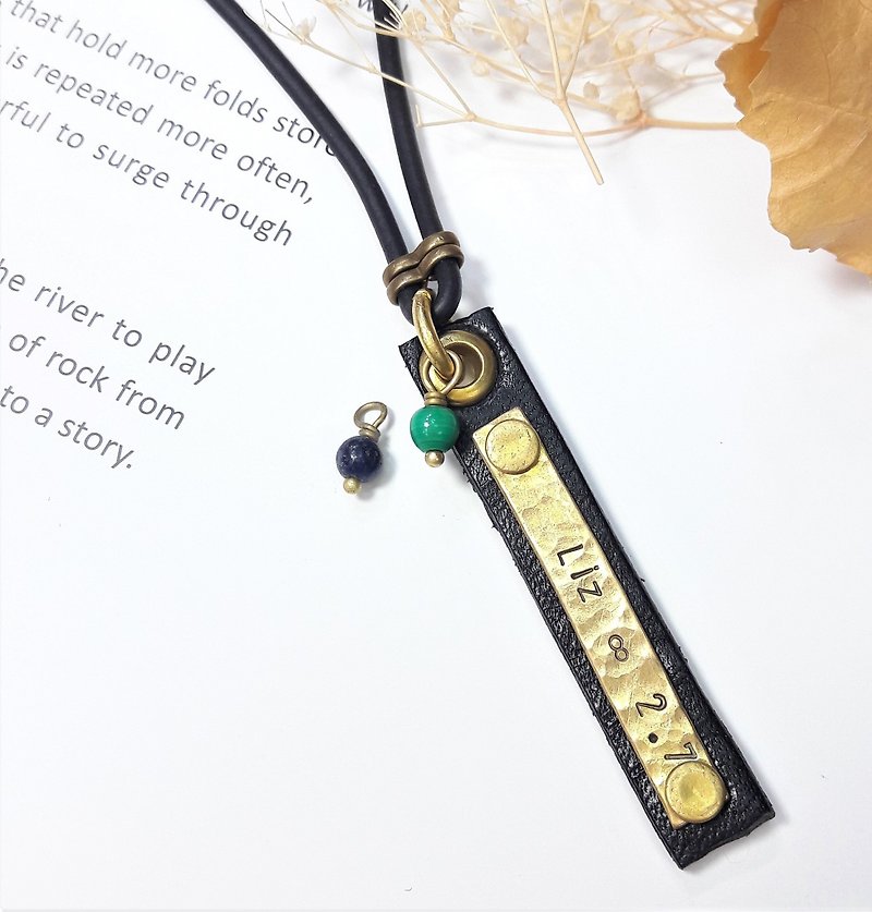 [female models] custom lettering irregularly beat brass long-name leather necklace Valentine's Day / Christmas gift - Necklaces - Faux Leather Black