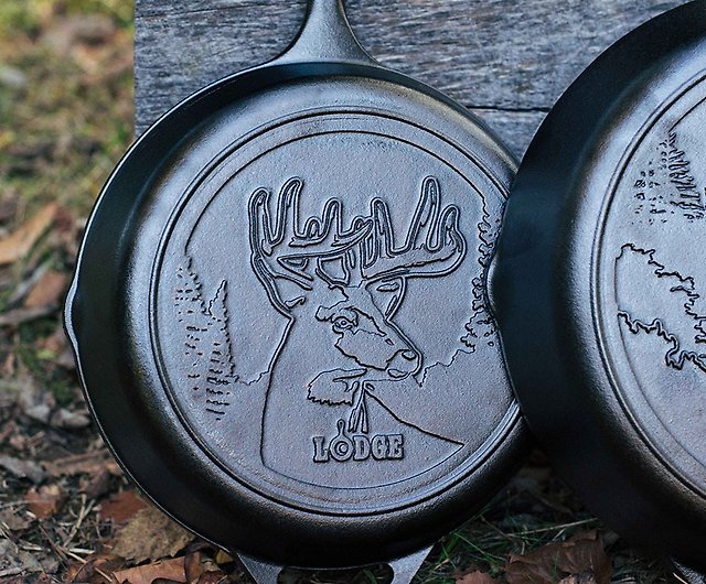 American LODGE Wildlife Series American Cast Iron Camping Frying Pan  (Elk)-27cm Wildlife - Shop LODGE Pots & Pans - Pinkoi