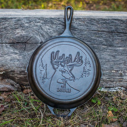 American LODGE Wildlife Series American Cast Iron Camping Frying Pan  (Elk)-27cm Wildlife - Shop LODGE Pots & Pans - Pinkoi