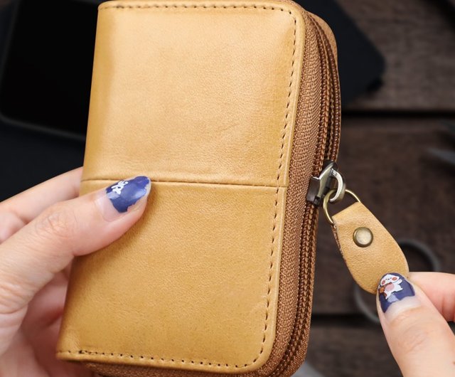 Coin purse with on sale credit card slots