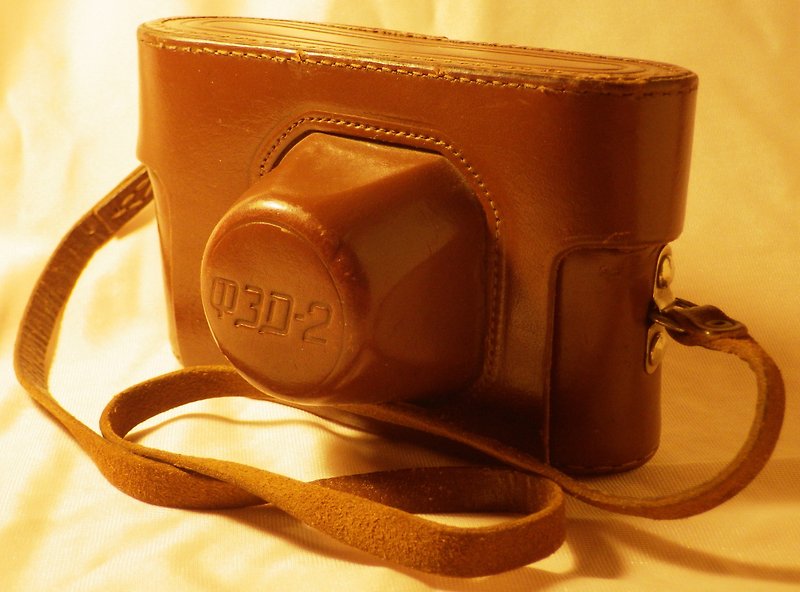 ORIGINAL LEATHER CASE for FED-2 camera wth Industar-26m applicable for old FED-3 - กระเป๋ากล้อง - หนังแท้ สีนำ้ตาล