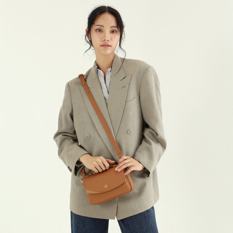 Megan (Tan):  Crossbody bag, Cow leather, Brown, Light weight, Mini bag - กระเป๋าถือ - หนังแท้ สีนำ้ตาล