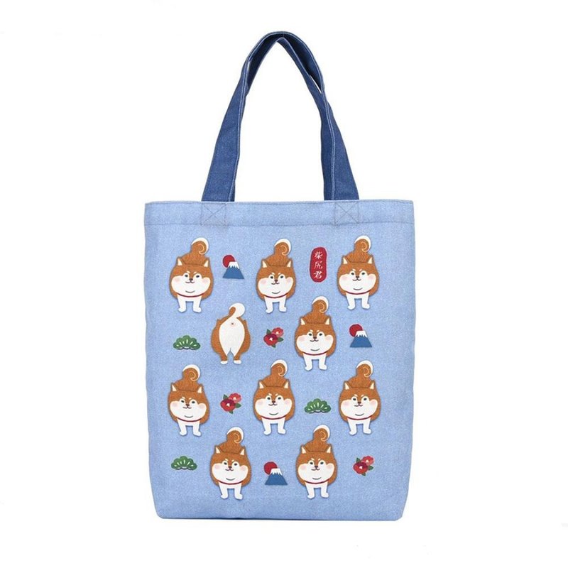 Kusuguru Japan 肩背包 日本限定和風圖樣A4帆布托特包柴尻君淺藍 - 手提包/手提袋 - 聚酯纖維 藍色