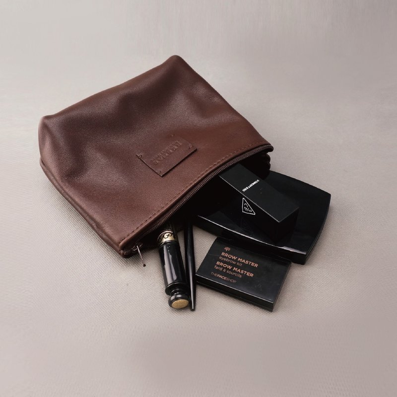 Zipper 化妝包．咖啡色 / 皮革 / RRENAE Leatherware - 化妝包/收納袋 - 真皮 咖啡色