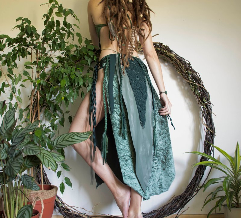 Long dark green split skirt, tie skirt, tribal style festival costume - 裙子/長裙 - 其他材質 綠色