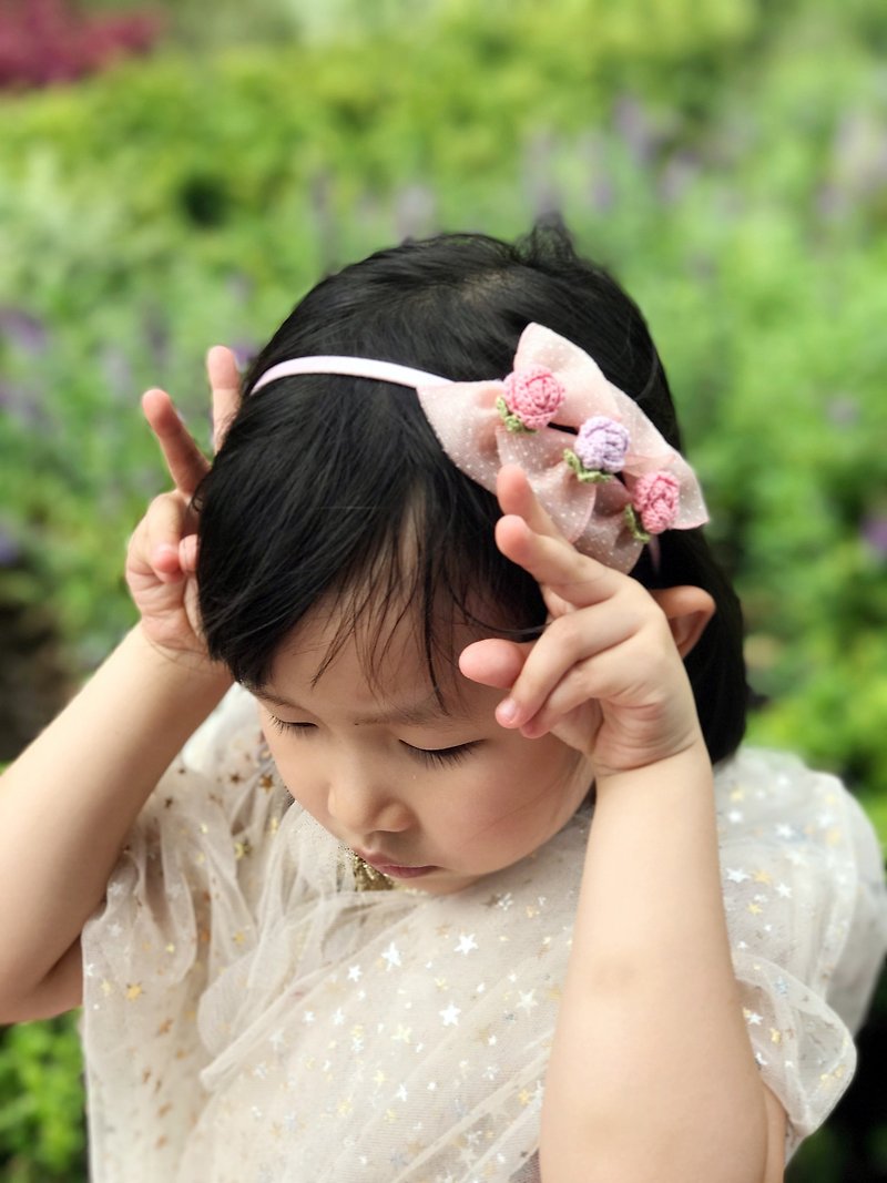 手織りのエレガントなピンクの蝶の女の子のヘアバンドBH068 - ヘアアクセサリー - 刺しゅう糸 ピンク