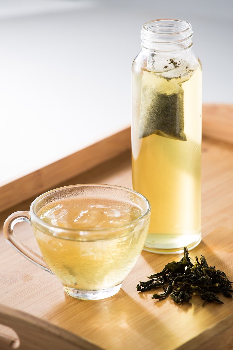 30 seconds cold brewed first green tea 20 into the box - ชา - วัสดุอื่นๆ สีเขียว