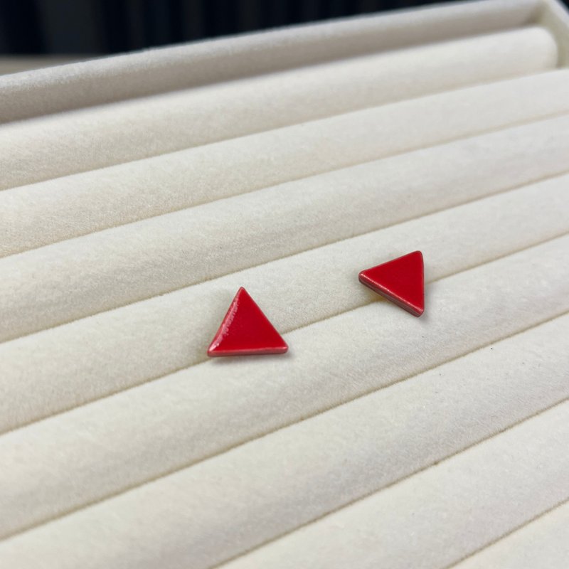 Minimalism 陶瓷耳環  Red Triangle small  聖誕 派對 禮物 包裝 - 耳環/耳夾 - 瓷 紅色