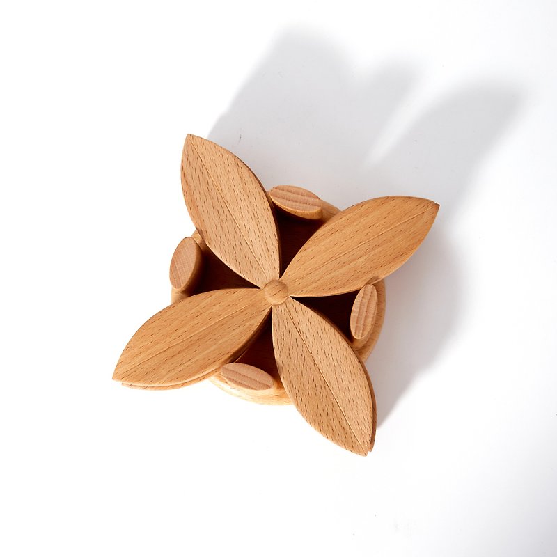 Hanamoyo Wooden HeatGuard - Coasters - Wood Brown